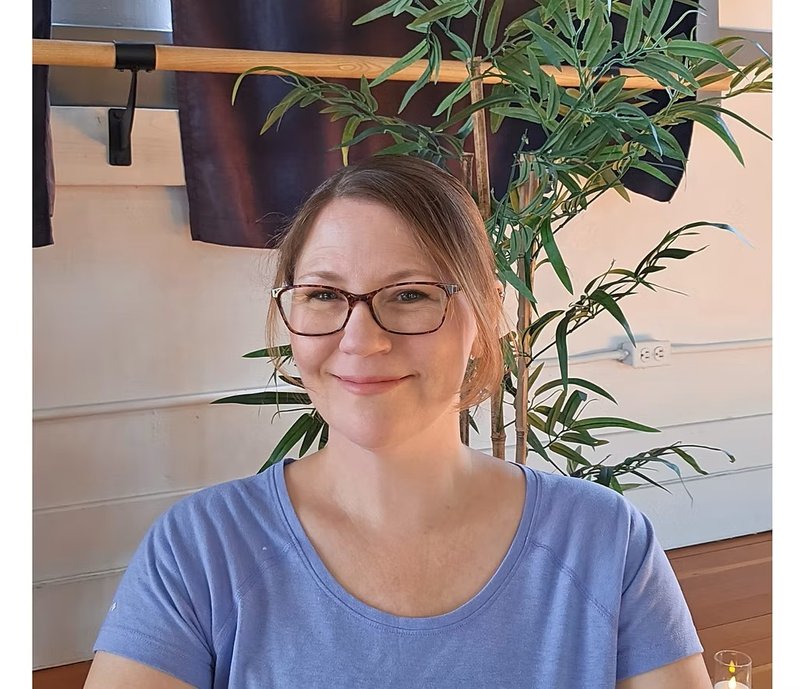 Joellene Skoog, Certified Qigong and Tai Chi Flow Teacher